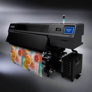 La-versátil-SC-R5000-utiliza-un-nuevo-pack-de-tintas-UltraChrome-RS-de-6-colores
